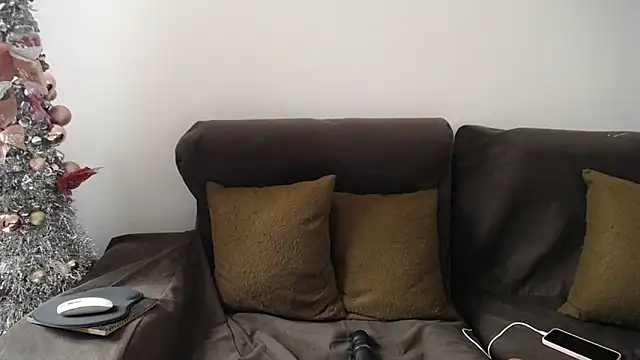 Snapshot of sara_winehouse1 chatting on January 2025 04:11:01 PM sara winehouse1 online show from January 2025 04:11:01 PM