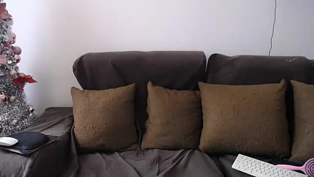 Snapshot of sara_winehouse1 chatting on January 2025 01:49:02 PM sara winehouse1 online show from January 2025 01:49:02 PM