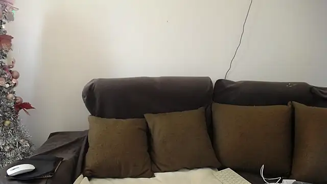 Snapshot of sara_winehouse1 chatting on January 2025 03:02:01 PM sara winehouse1 online show from January 2025 03:02:01 PM