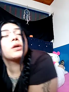 Snapshot of sara_winehouse1 chatting on February 2025 04:00:02 PM sara winehouse1 online show from February 2025 04:00:02 PM