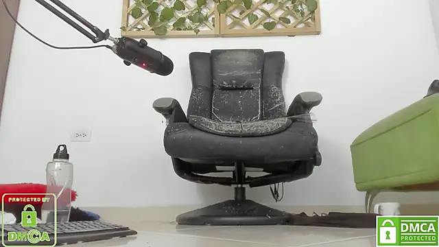 isa loves cum online show from December 2024 03:32:01 AM