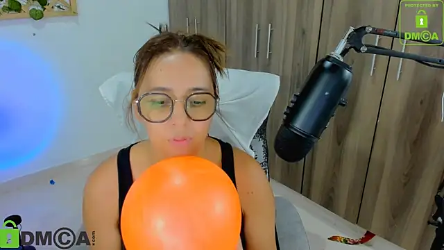 isa loves cum online show from March 2026 11:22:01 PM