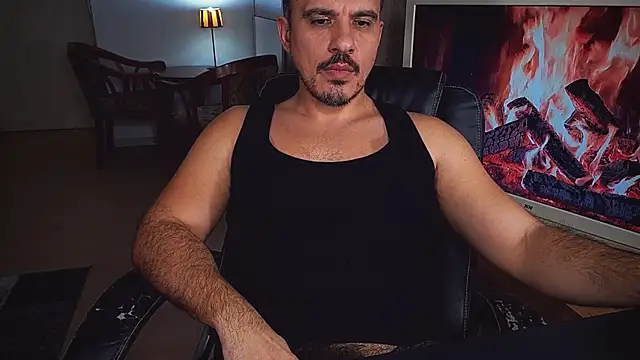 Snapshot of officeman7 chatting on January 2025 04:26:01 PM officeman7 online show from January 2025 04:26:01 PM