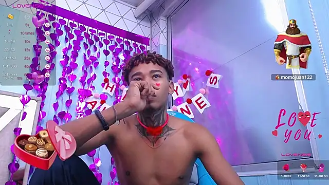 Snapshot of sexy_blacks_ chatting on February 2025 03:15:02 PM sexy blacks online show from February 2025 03:15:02 PM