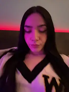 Snapshot of ShannonShanny chatting on January 2025 11:04:01 PM ShannonShanny online show from January 2025 11:04:01 PM