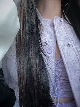 Snapshot of ShannonShanny chatting on March 2025 04:23:01 PM ShannonShanny online show from March 2025 04:23:01 PM