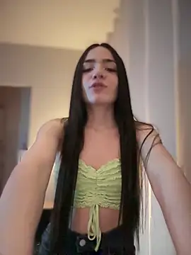 Snapshot of ShannonShanny chatting on March 2025 06:11:02 PM ShannonShanny online show from March 2025 06:11:02 PM