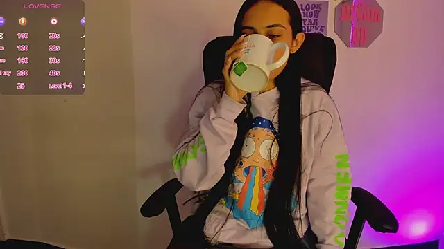 ChloeHarper  online show from December 2024 11:50:02 AM