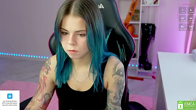 Latex Kitty online show from October 2025 11:55:01 AM