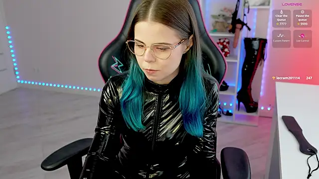 Snapshot of Latex_Kitty chatting on June 2026 02:52:01 PM Latex Kitty online show from June 2026 02:52:01 PM