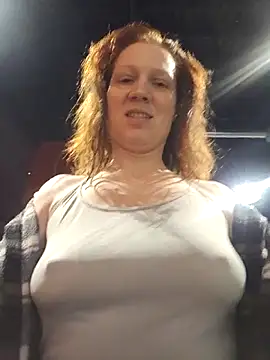 Exhibitionsplit online show from February 2026 10:19:01 PM