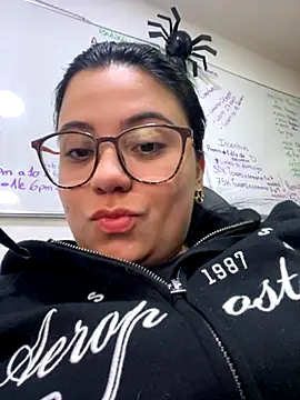 Snapshot of aleteacher chatting on October 2025 06:12:01 AM aleteacher online show from October 2025 06:12:01 AM