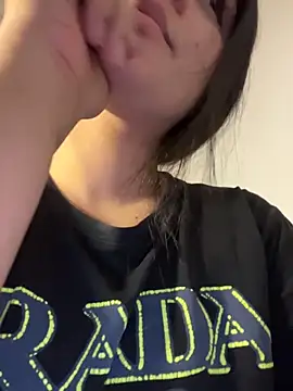 violet-333 online show from March 2026 06:33:01 PM