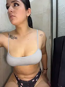 violet-333 online show from August 2026 03:33:01 PM