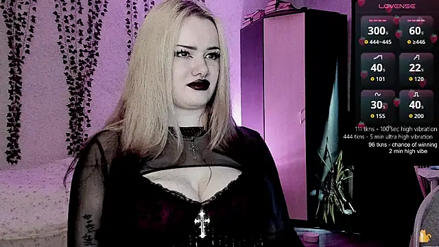 strawberry elfcat online show from July 2026 11:48:02 PM