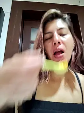 scarlett moore online show from September 2025 01:11:01 PM