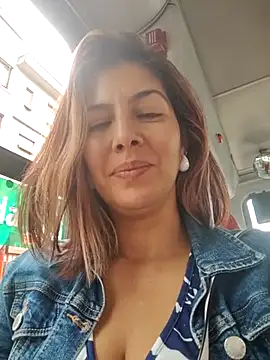 scarlett moore online show from September 2025 03:47:02 PM