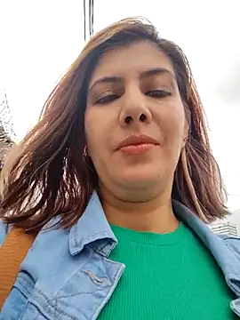 scarlett moore online show from October 2025 02:36:02 PM