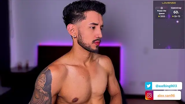 AxelKing1326 online show from October 2025 10:30:01 PM