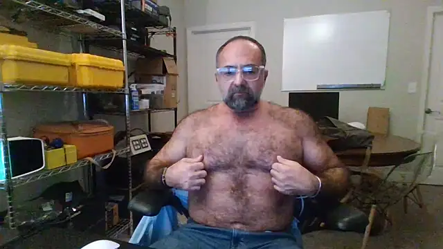 Snapshot of chainjulious chatting on December 2024 07:37:02 PM chainjulious online show from December 2024 07:37:02 PM