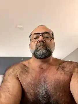 Snapshot of chainjulious chatting on September 2025 12:10:01 AM chainjulious online show from September 2025 12:10:01 AM