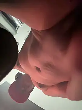 Snapshot of jess2fuck chatting on January 2025 04:27:02 PM jess2fuck online show from January 2025 04:27:02 PM