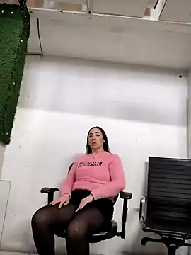 Mia Novikov online show from February 2025 11:02:02 PM