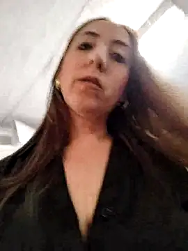 Mia Novikov online show from November 2025 08:53:01 PM