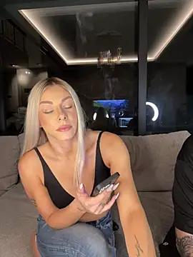 SexOnMyLvL online show from April 2026 08:22:01 PM