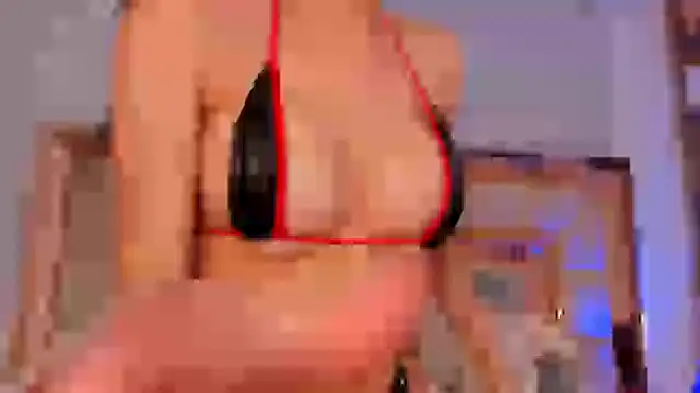 Snapshot of violetta-brown1 chatting on December 2024 03:24:01 AM violetta-brown1 online show from December 2024 03:24:01 AM