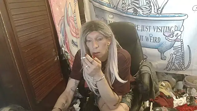 Ombeline1 online show from April 2026 08:01:02 AM