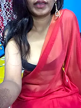 Triha 18 online show from November 2025 07:15:01 PM