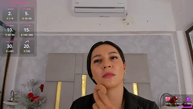 Camilaa Sanchez  online show from November 2025 11:56:02 AM