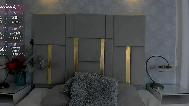 Camilaa Sanchez  online show from February 2026 12:24:02 PM