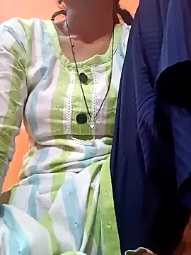 Snapshot of Mangla_Bhabhi chatting on October 2025 03:21:02 AM Mangla Bhabhi online show from October 2025 03:21:02 AM