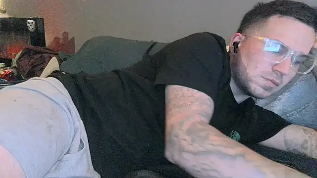 Snapshot of bigcocktat2dude603 chatting on December 2024 05:31:02 AM bigcocktat2dude603 online show from December 2024 05:31:02 AM