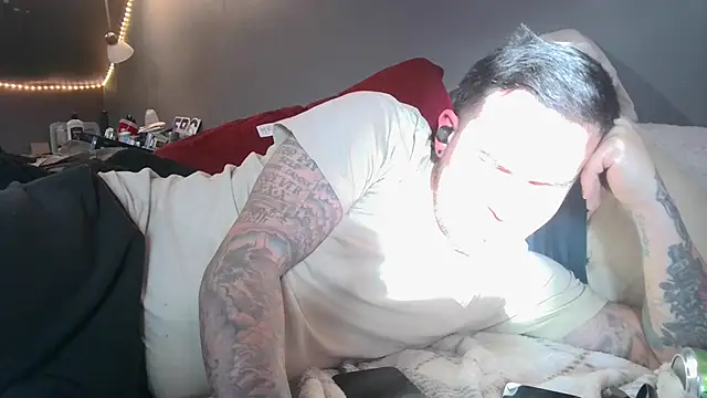 Snapshot of bigcocktat2dude603 chatting on January 2025 07:31:01 PM bigcocktat2dude603 online show from January 2025 07:31:01 PM