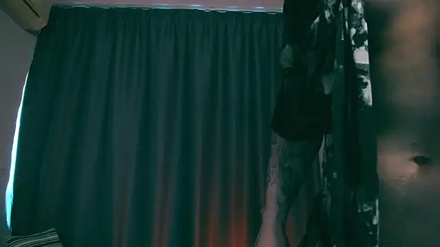 Snapshot of Samuel_Andrew chatting on February 2025 01:41:02 AM Samuel Andrew online show from February 2025 01:41:02 AM