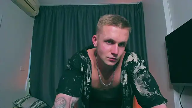 Snapshot of Samuel_Andrew chatting on March 2025 11:29:01 AM Samuel Andrew online show from March 2025 11:29:01 AM