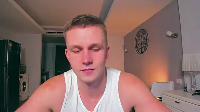 Snapshot of Samuel_Andrew chatting on October 2025 01:56:01 AM Samuel Andrew online show from October 2025 01:56:01 AM