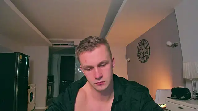 Snapshot of Samuel_Andrew chatting on October 2025 04:44:02 AM Samuel Andrew online show from October 2025 04:44:02 AM