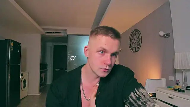 Snapshot of Samuel_Andrew chatting on October 2025 06:14:01 AM Samuel Andrew online show from October 2025 06:14:01 AM