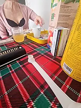 Snapshot of mia69x chatting on March 2025 08:13:02 AM mia69x online show from March 2025 08:13:02 AM