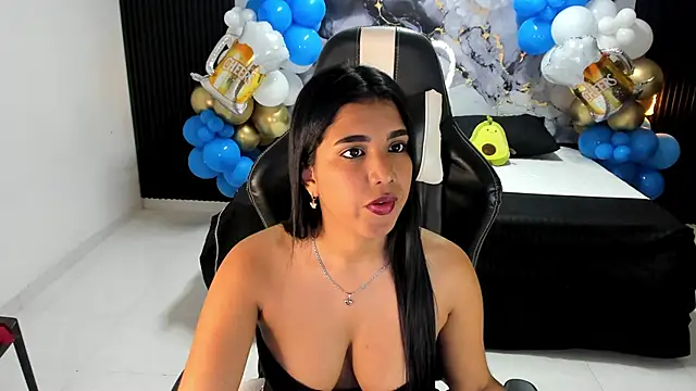 Ivy 16 online show from October 2025 12:02:02 PM