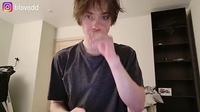 callmenineoneseven online show from June 2026 09:08:02 PM