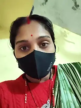 Snapshot of Hi_Radhika chatting on February 2025 12:29:02 AM Hi Radhika online show from February 2025 12:29:02 AM