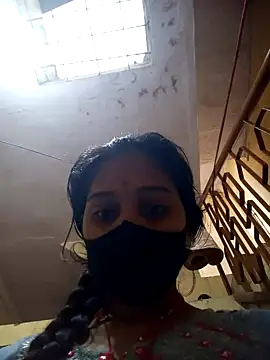 Snapshot of Hi_Radhika chatting on February 2025 02:04:01 AM Hi Radhika online show from February 2025 02:04:01 AM