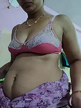 Snapshot of Hi_Radhika chatting on March 2025 05:17:02 PM Hi Radhika online show from March 2025 05:17:02 PM