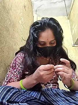 Snapshot of Hi_Radhika chatting on September 2025 02:06:01 PM Hi Radhika online show from September 2025 02:06:01 PM