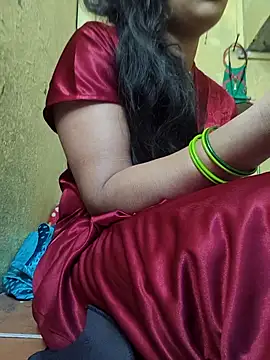 Snapshot of Hi_Radhika chatting on September 2025 02:37:01 AM Hi Radhika online show from September 2025 02:37:01 AM